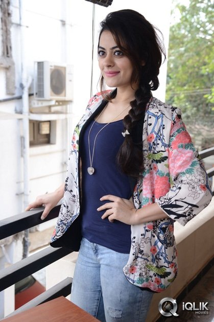 Shruti-Sodhi-Interview-About-Pataas-Movie